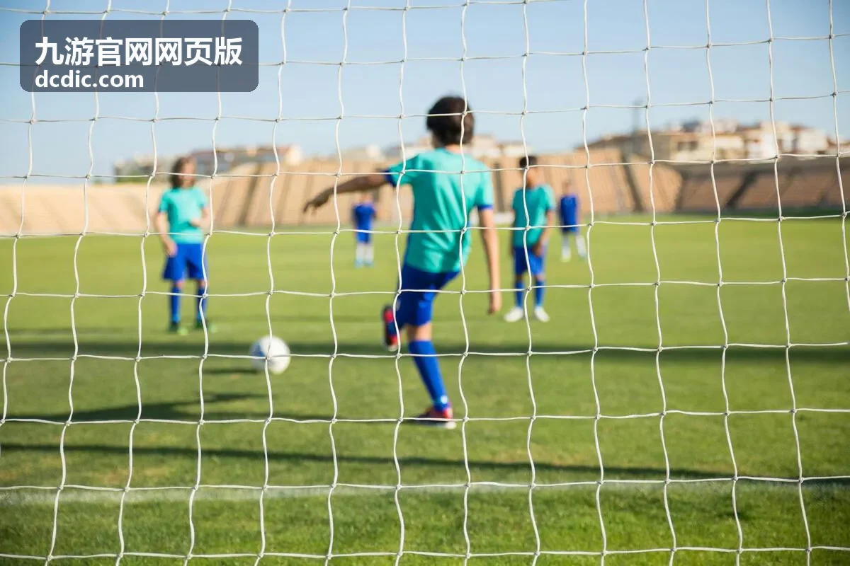 九游官网网页版竞技对局玩法场景图